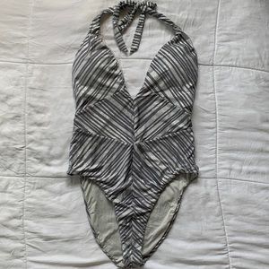 BCBGMAXAZRIA Plunge V-Neck One Piece Striped Halter Gray/Silver Swimsuit Size10